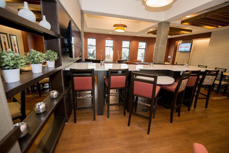 Holiday Inn Express & Suites Denver South - Castle Rock By Ihg Exterior foto